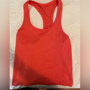 swiftly tech racerback hip length size six in red